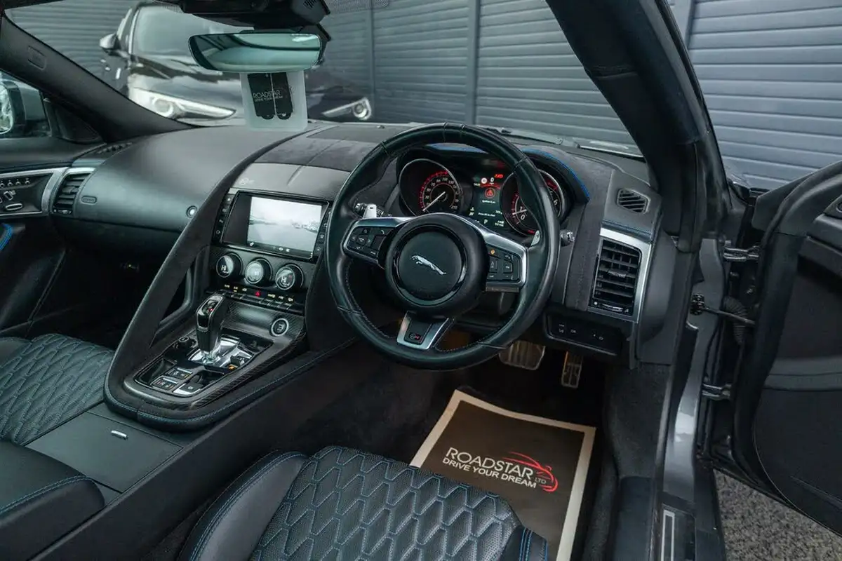 2017-jaguar-f-type-50-v8-sc-svr-awd-coupe-big-44