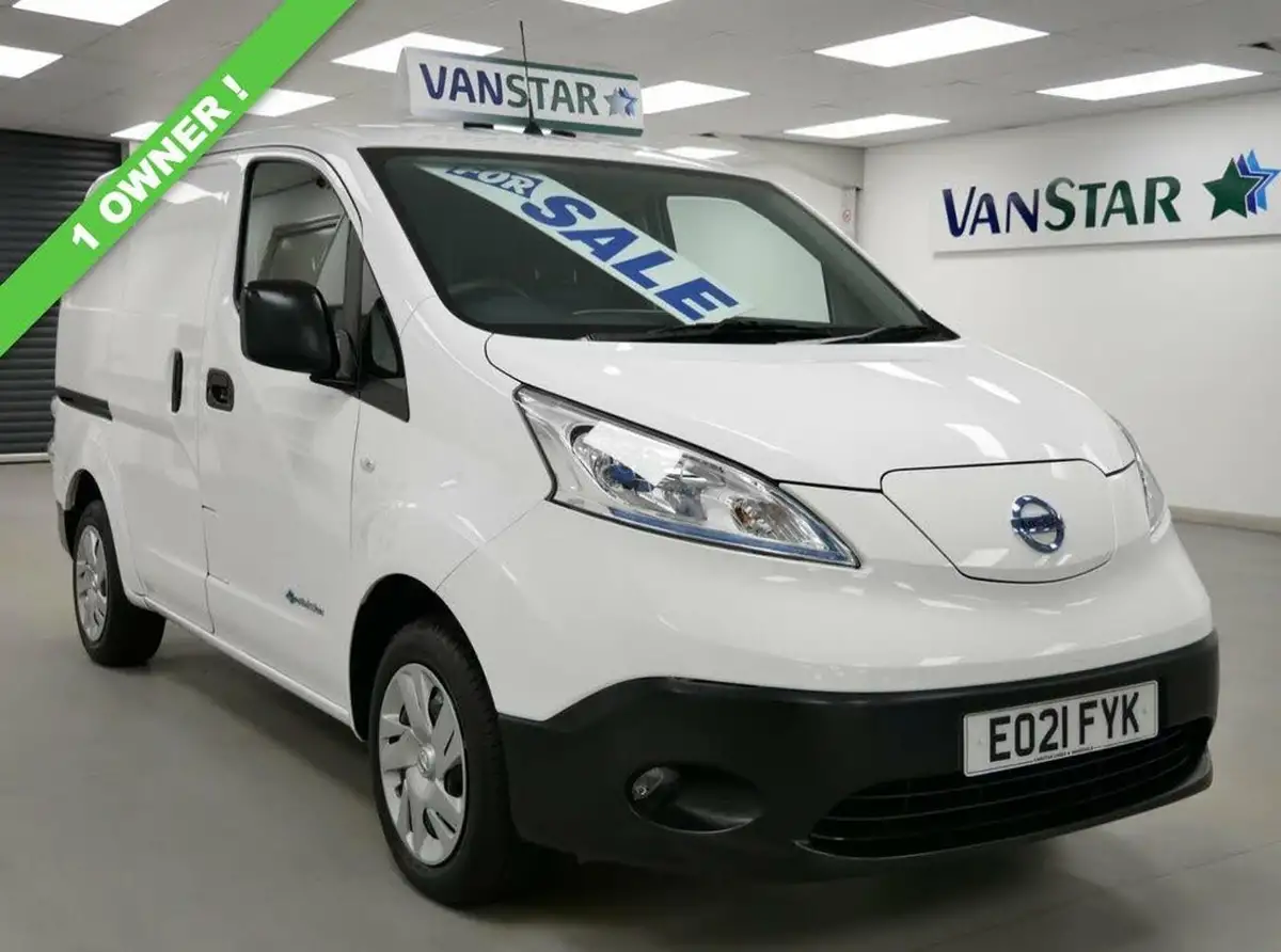 2021-nissan-env200-e-acenta-panel-van-auto-big-9