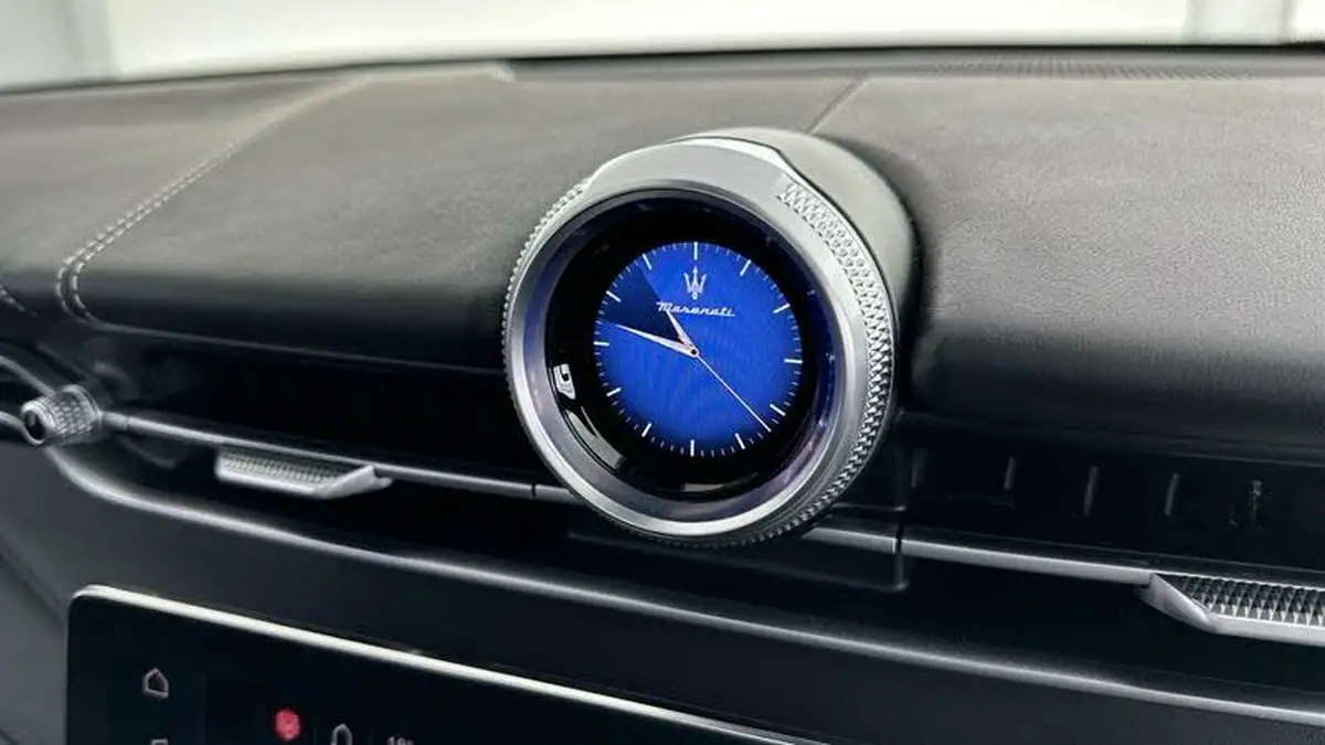 2023-maserati-grecale-20-modena-big-37