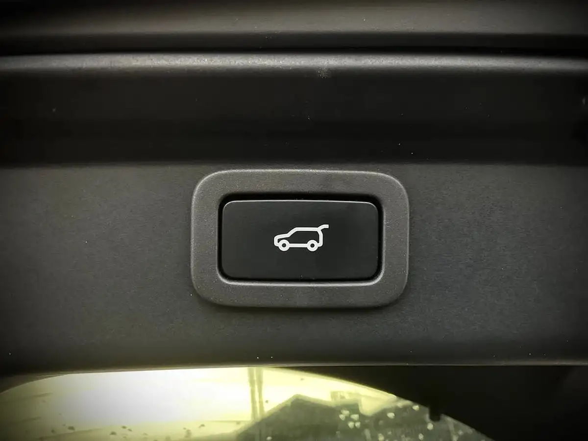 2019-jaguar-i-pace-ev400-hse-big-19