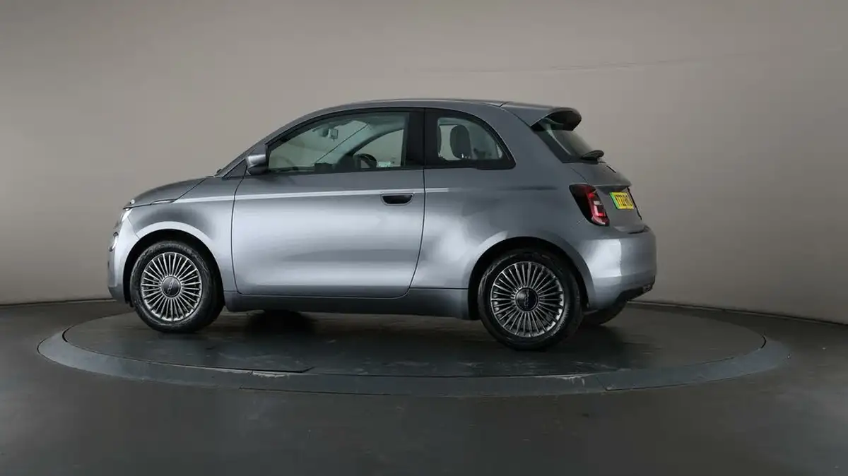 2022-fiat-500-e-icon-117bhp-big-75