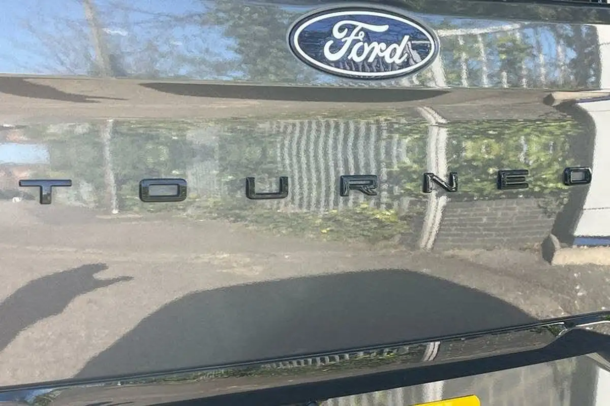 2024-ford-tourneo-custom-25t-340-l1-titanium-224bhp-big-18