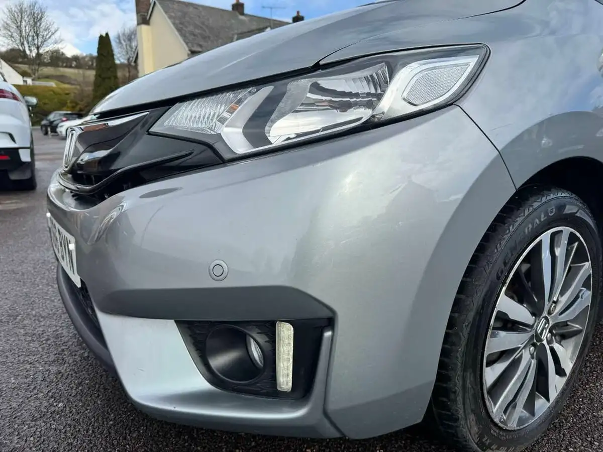 2016-honda-jazz-13-i-vtec-ex-cvt-big-26
