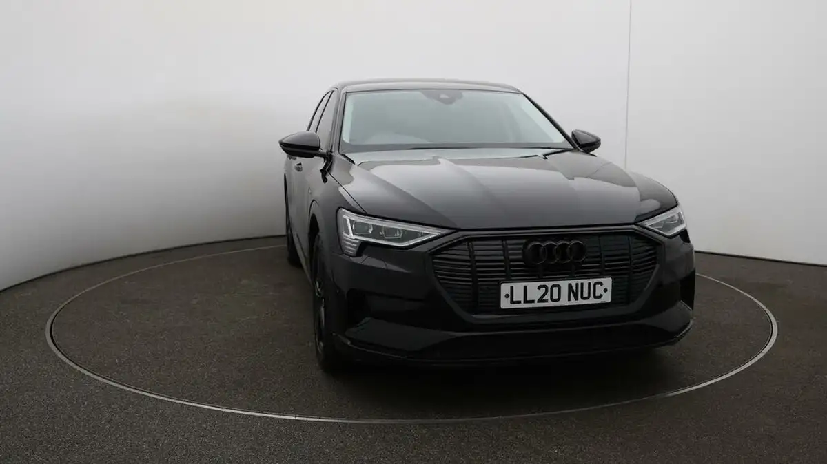 2020-audi-e-tron-50e-technik-big-39