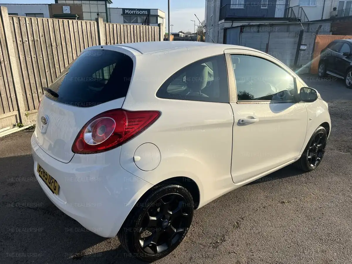 2015-ford-ka-12-zetec-white-edition-big-11