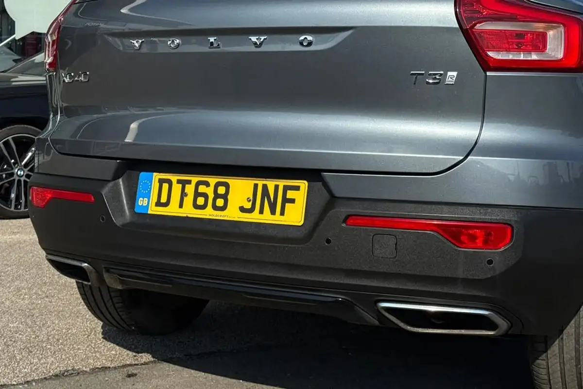 2019-volvo-xc40-15-t3-r-design-163bhp-big-34