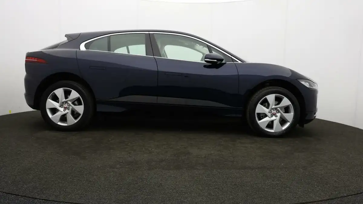 2021-jaguar-i-pace-ev400-se-big-7