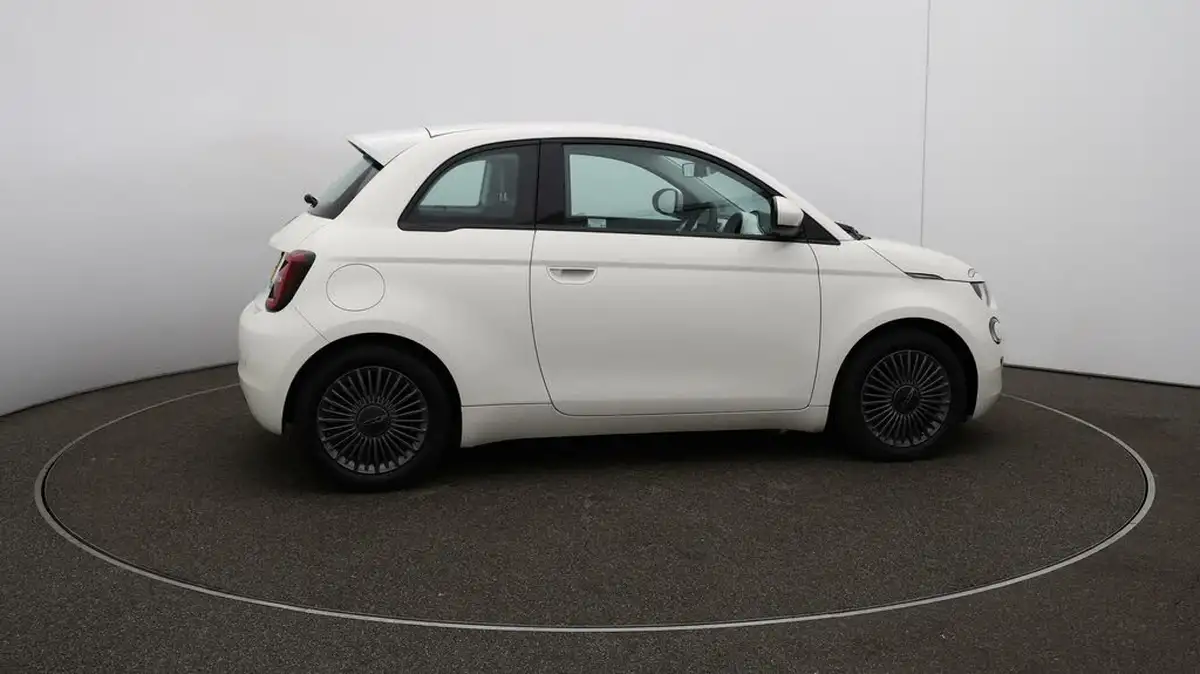 2022-fiat-500-e-icon-117bhp-big-47
