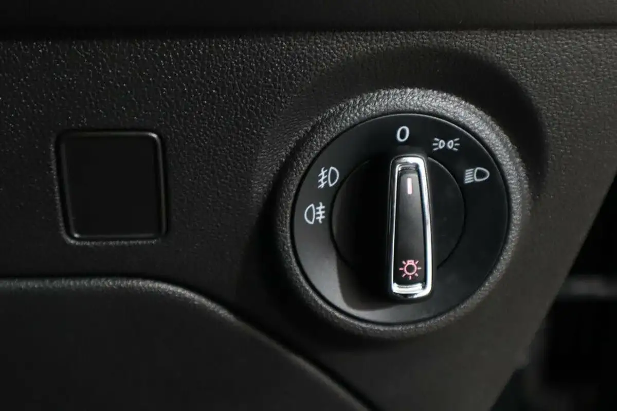 2017-seat-leon-20tdi-fr-technology-184ps-hatchback-5d-dsg-big-43