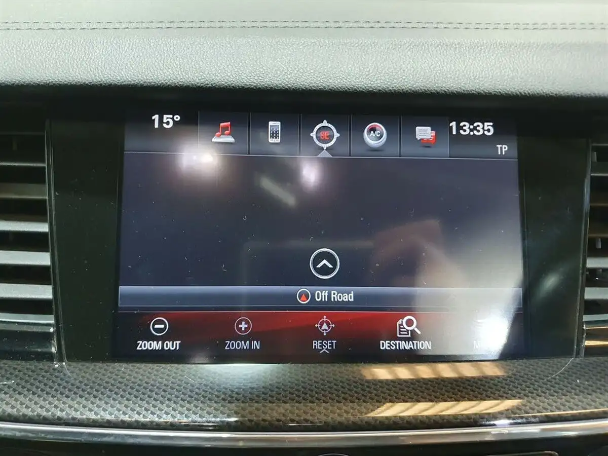 2017-vauxhall-insignia-grand-sport-16td-sri-nav-136ps-ecotec-big-37
