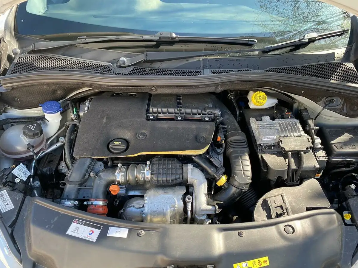 2018-peugeot-208-16bluehdi-allure-75bhp-big-55