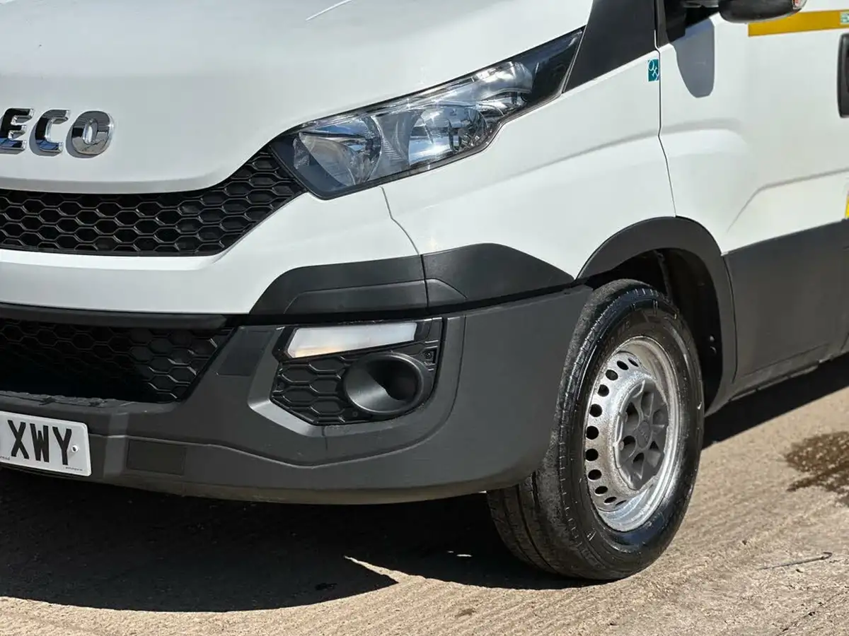 2016-iveco-daily-s-class-23td-35s13v-3000-h1-plus-panel-big-20