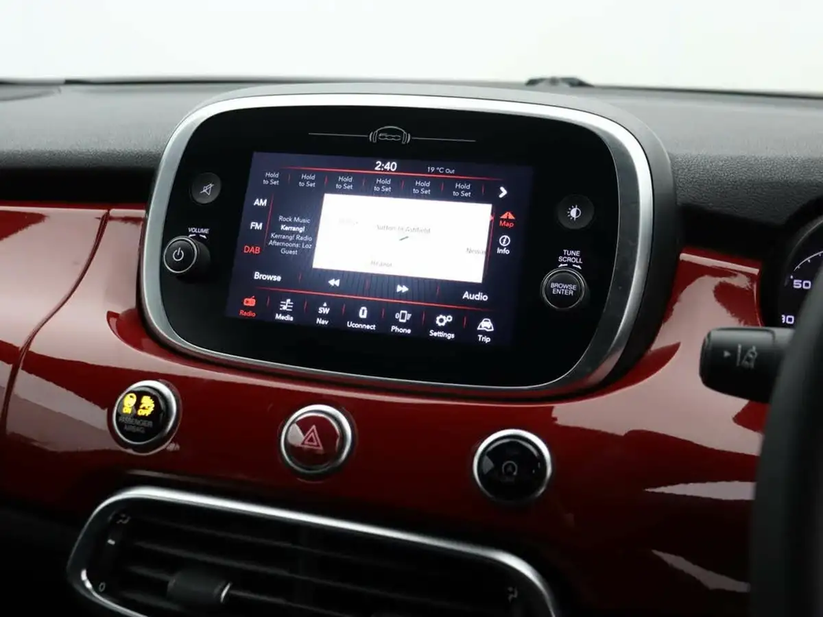 2021-fiat-500x-10-firefly-turbo-red-big-21