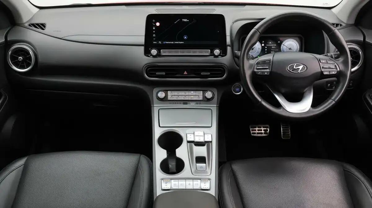2022-hyundai-kona-e-ultimate-big-13