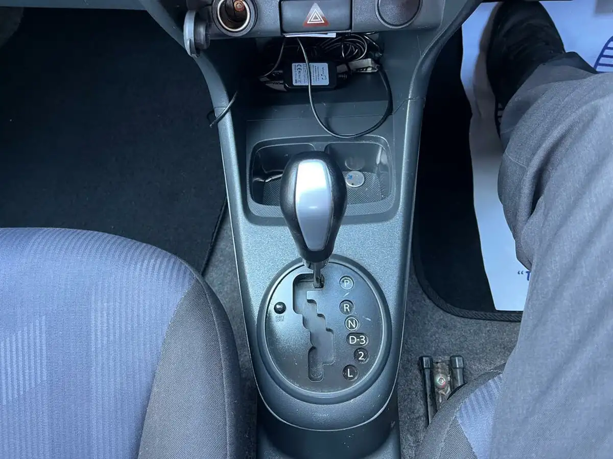 2013-suzuki-alto-10-sz4-auto-big-37