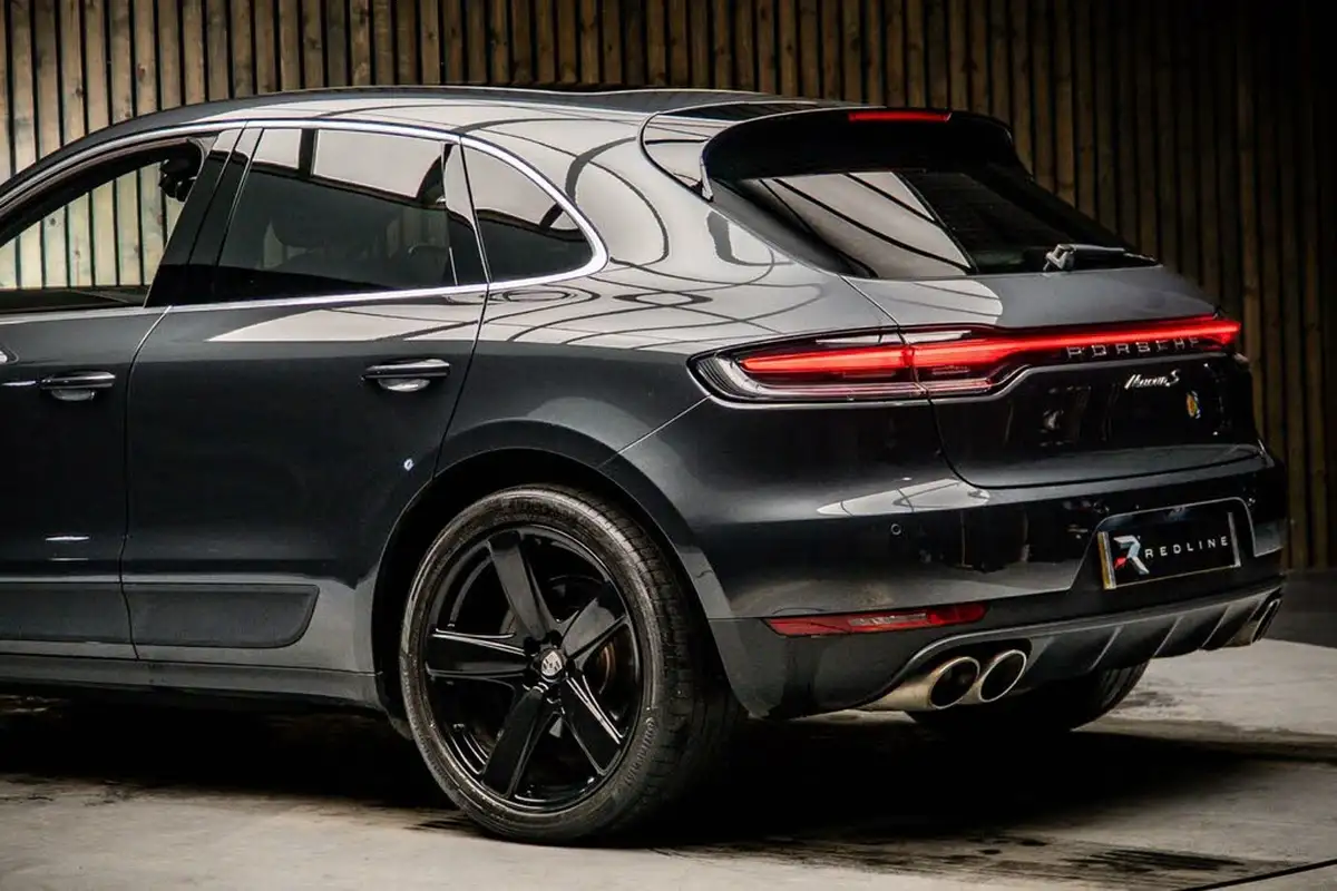 2019-porsche-macan-30-v6-s-big-16