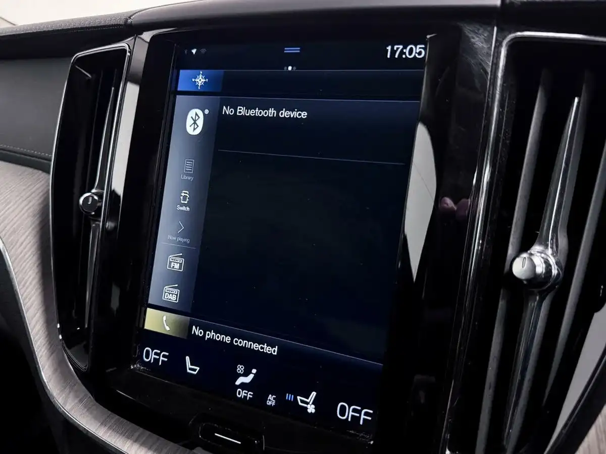 2019-volvo-xc60-20-b5-inscription-awd-big-47