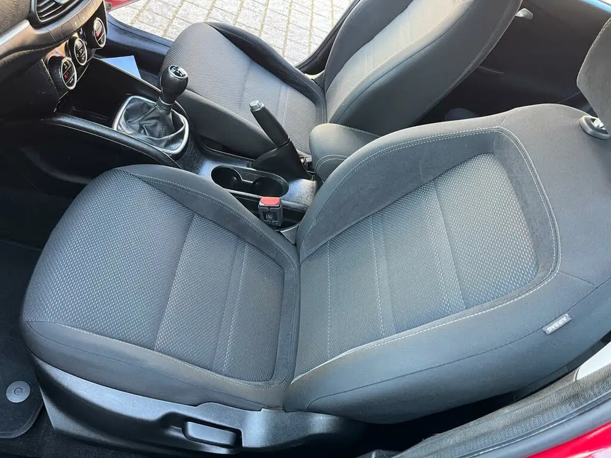 2016-fiat-tipo-13multijet-lounge-hatchback-big-21