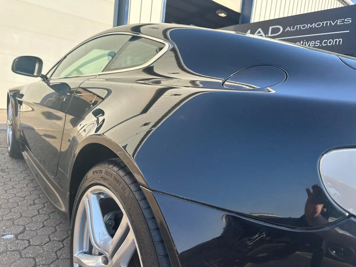 2010-aston-martin-vantage-47-coupe-sportshift-big-27