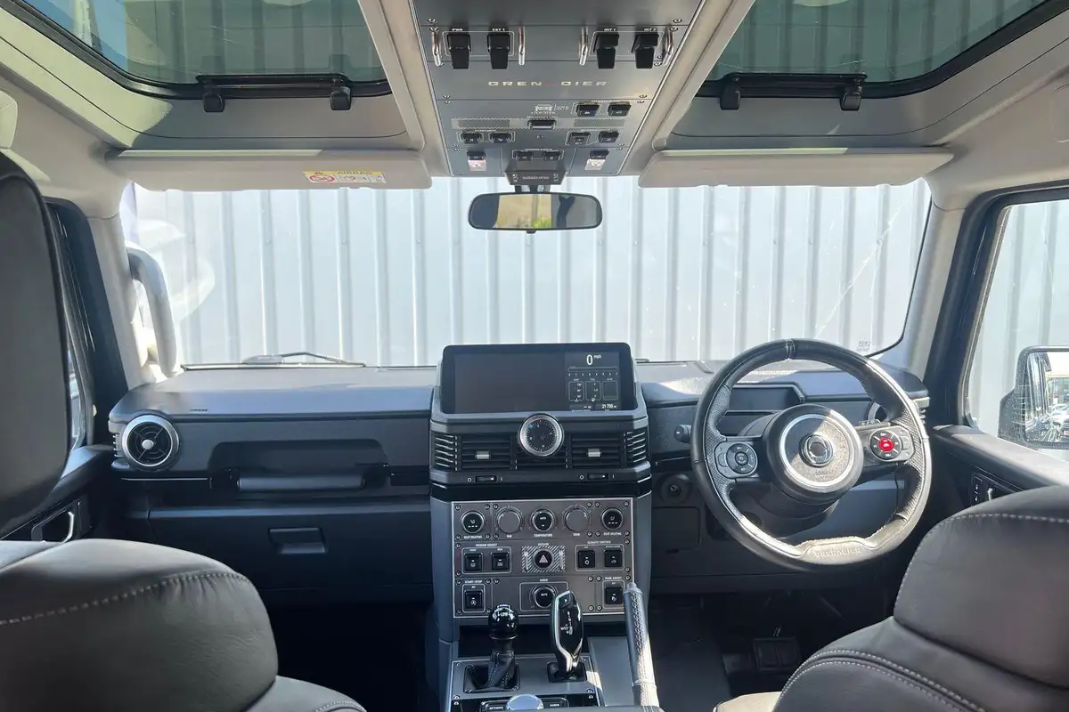 2023-ineos-grenadier-30-fieldmaster-edition-286ps-4x4-station-wagon-5d-auto-big-2
