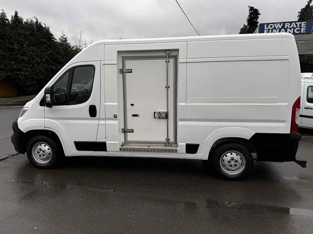 2020-citroen-relay-22bluehdi-35-l2h2-enterprise-big-6