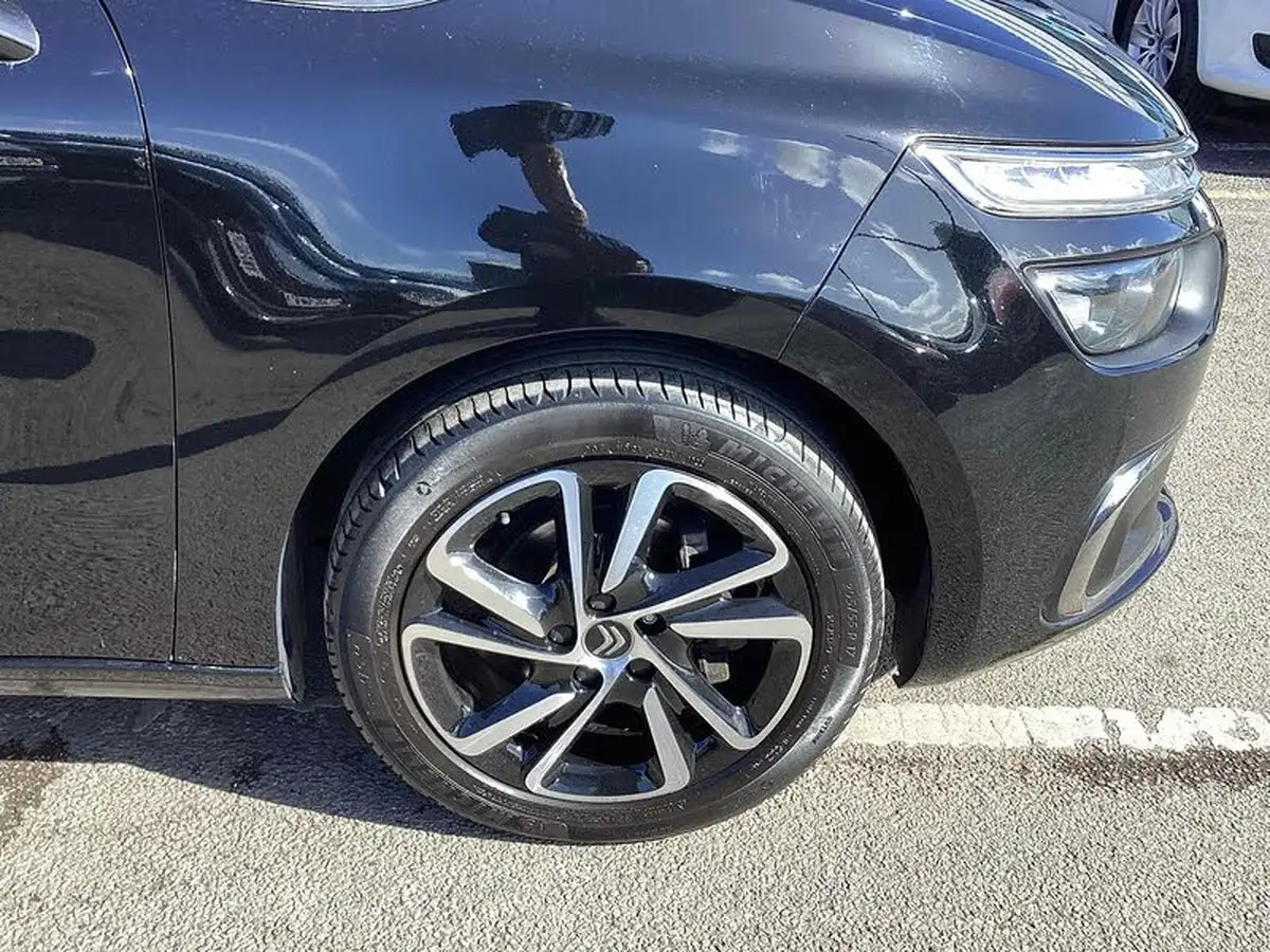 2021-citroen-grand-c4-spacetourer-12-puretech-sense-big-15