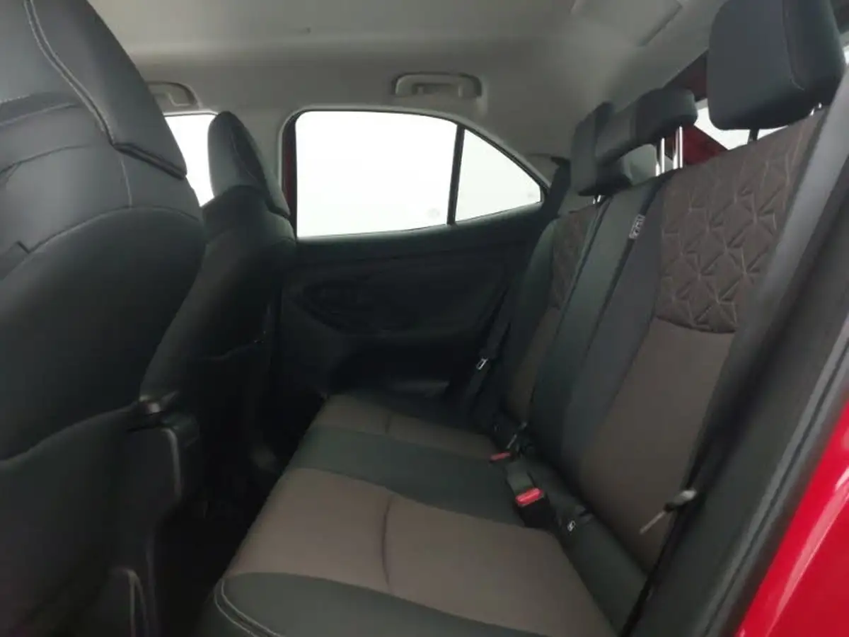 2022-toyota-yaris-cross-15-vvt-i-excel-big-5