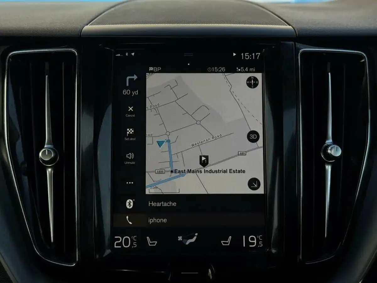 2020-volvo-xc60-20-b5-momentum-big-14