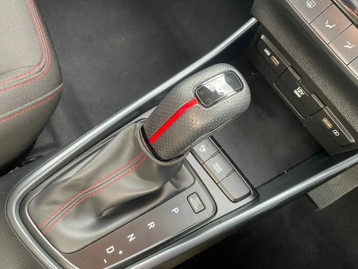 2022-hyundai-i20-10-t-gdi-n-line-dct-big-20