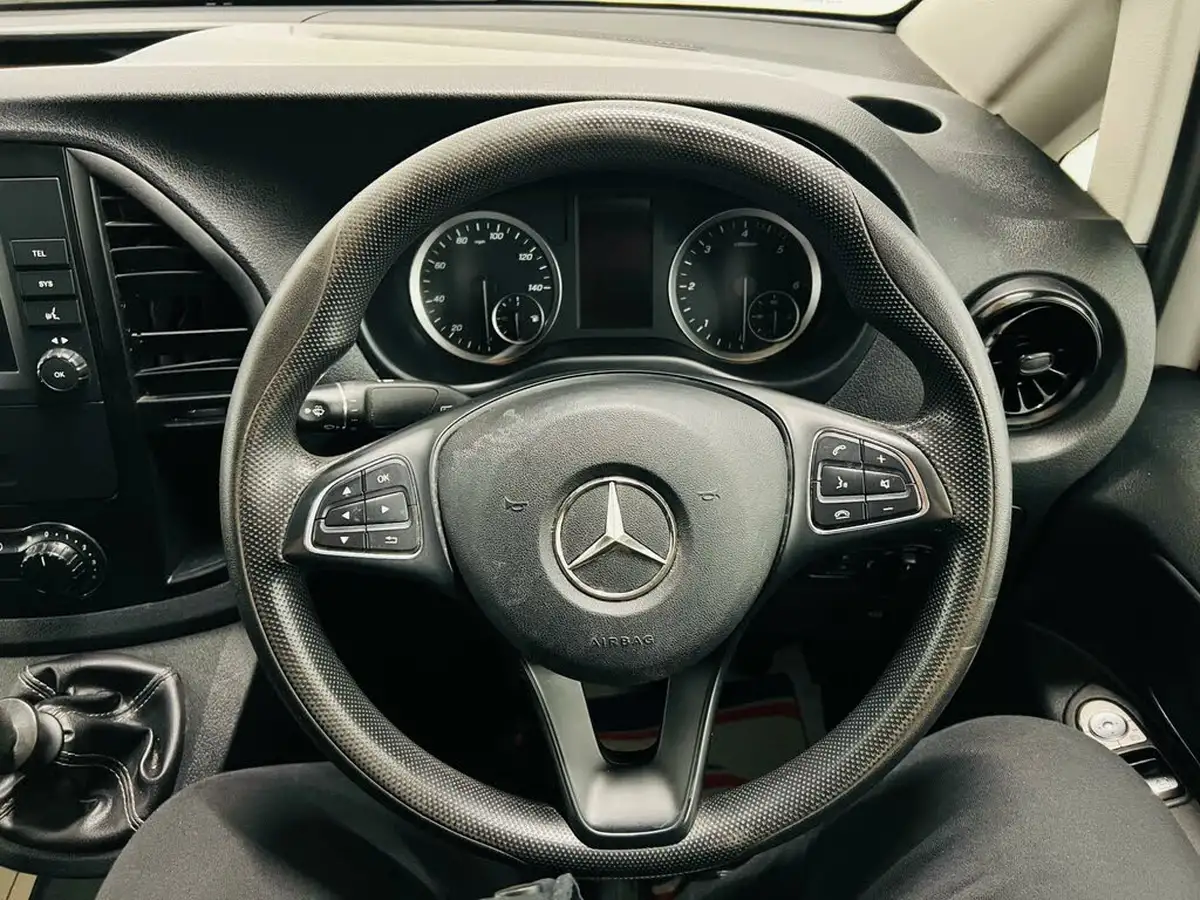 2021-mercedes-benz-vito-18-cdi-110-progressive-l3-panel-big-25