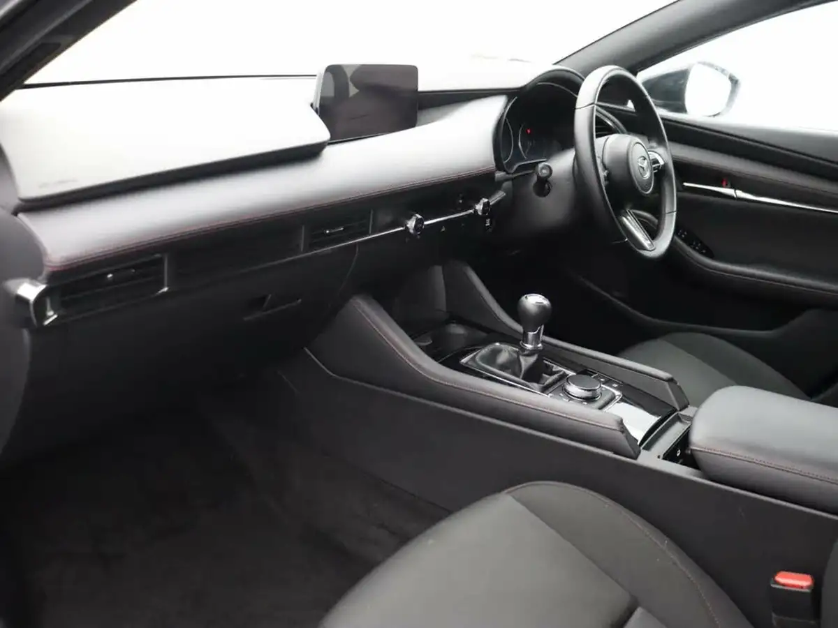 2024-mazda-mazda3-20-e-skyactiv-g-homura-big-7