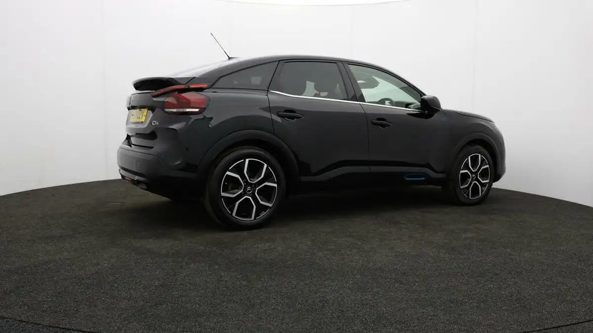 2021-citroen-c4-e-shine-big-33