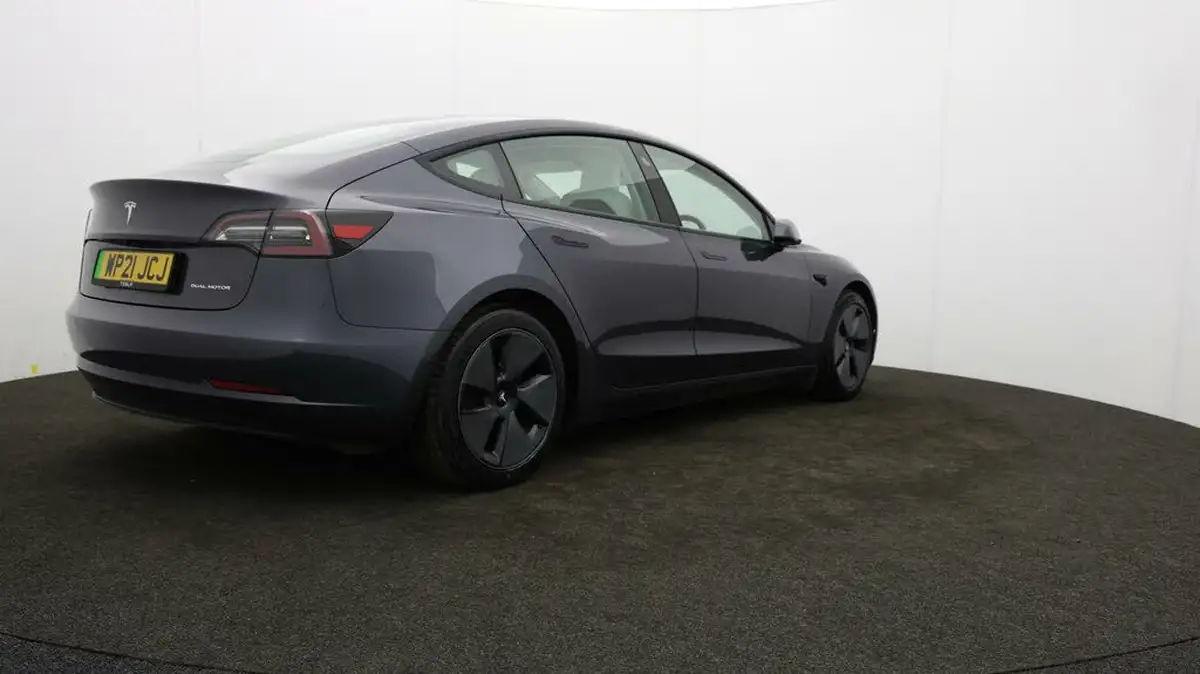2021-tesla-model-3-e-long-range-4x4-big-77