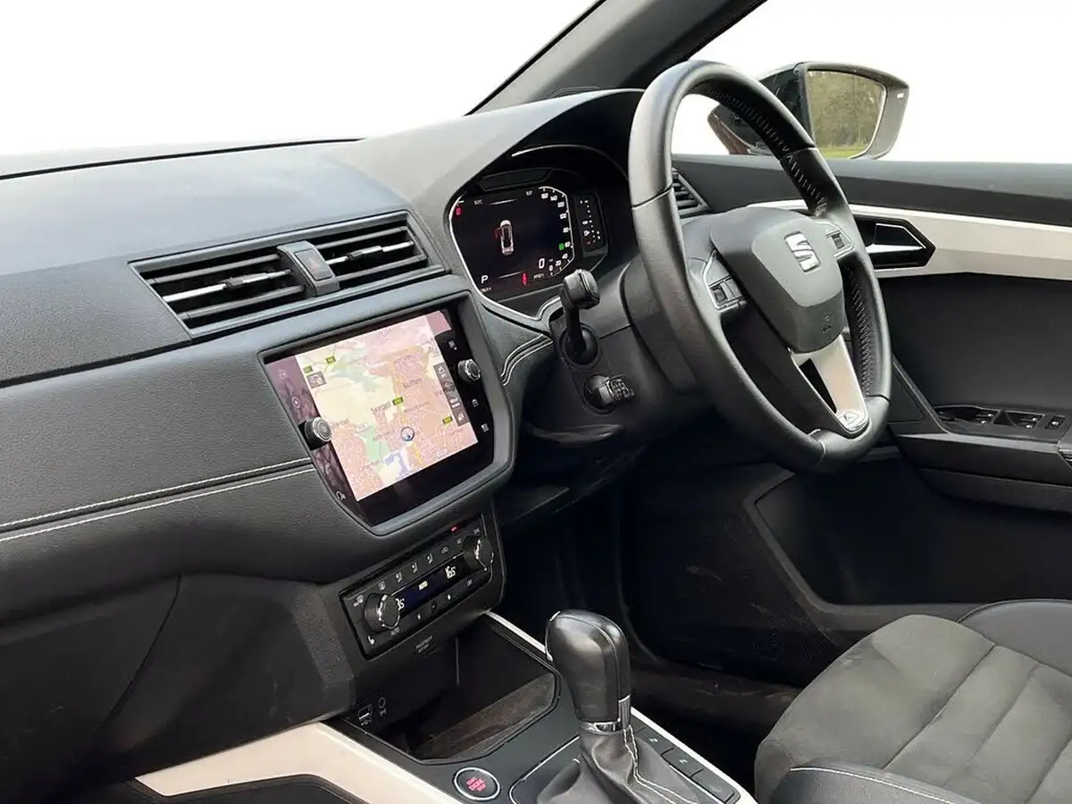 2020-seat-arona-10-tsi-xcellence-lux-115ps-dsg-big-6