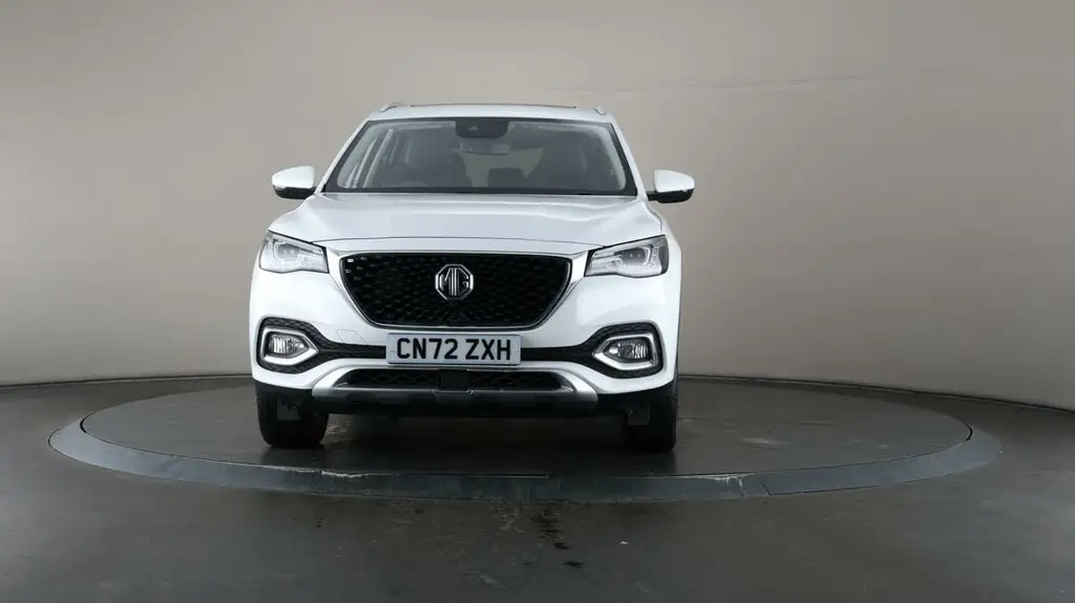 2022-mg-hs-15t-gdi-exclusive-162ps-big-47