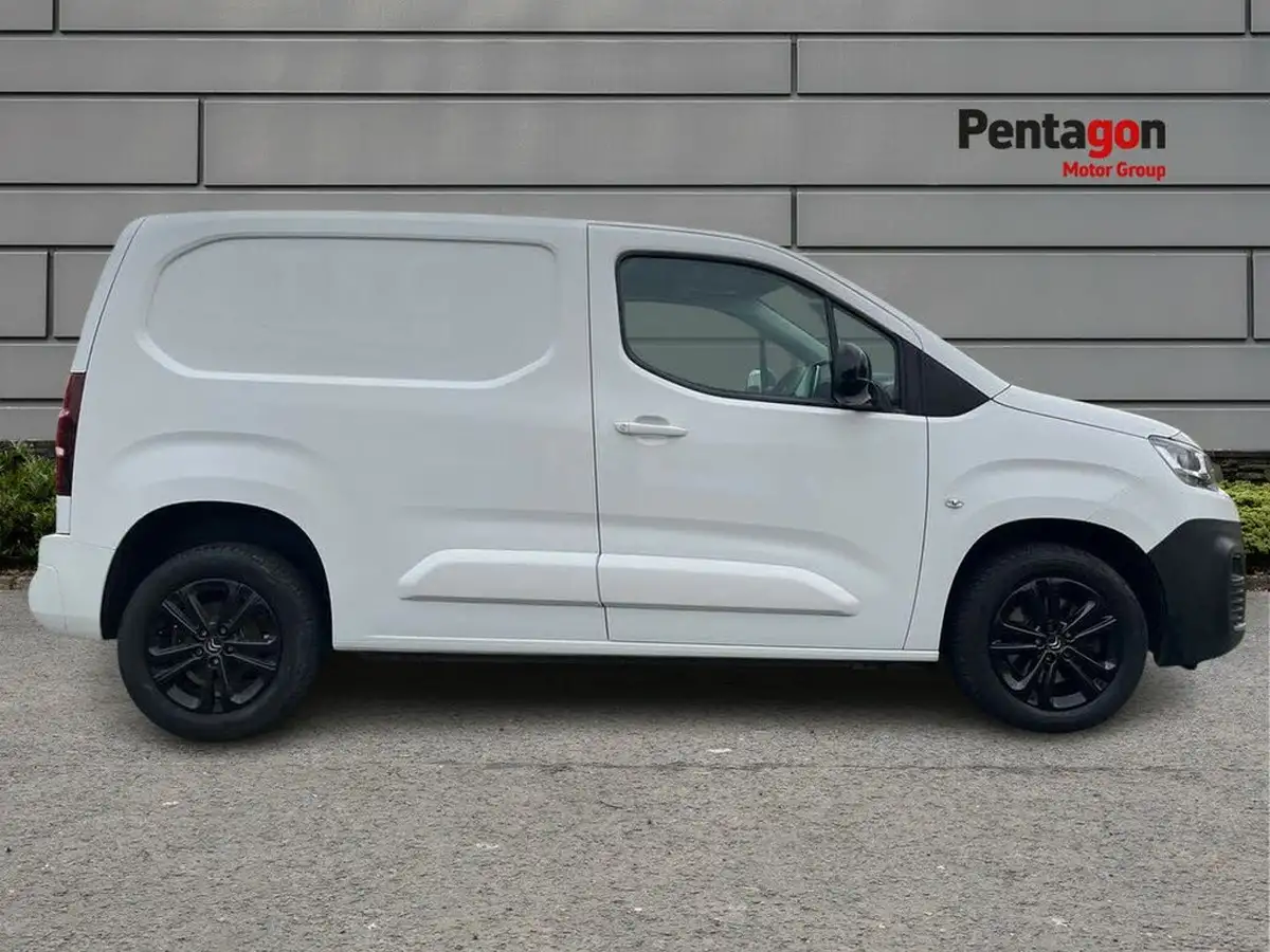 2021-citroen-berlingo-15bluehdi-1000-driver-100pseu6dt-e-ss-big-10