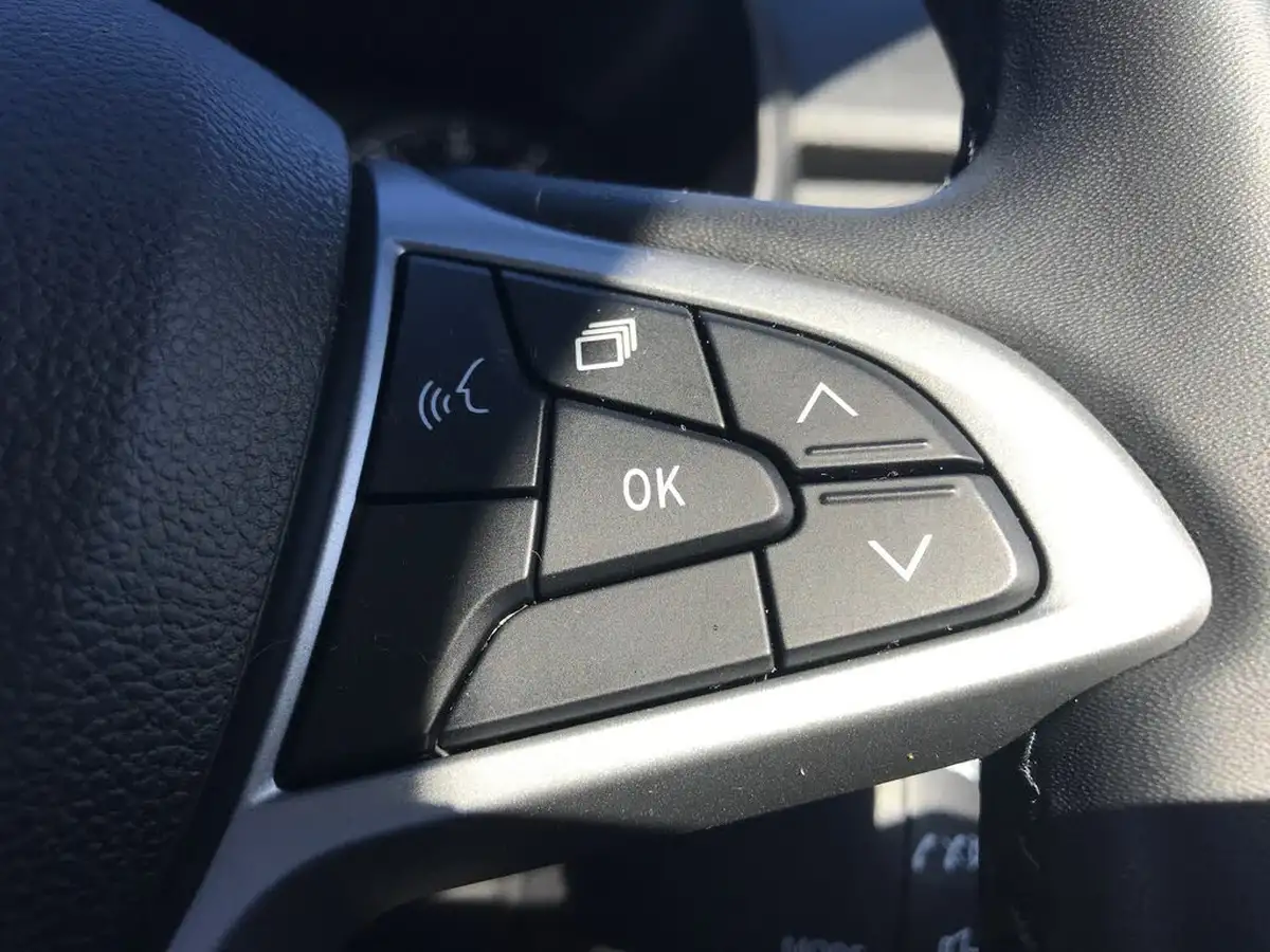 2023-dacia-sandero-10-tce-expression-90bhp-big-20