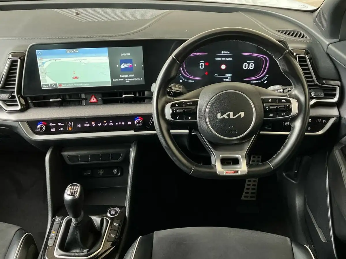 2022-kia-sportage-16crdi-gt-line-113bhp-big-16