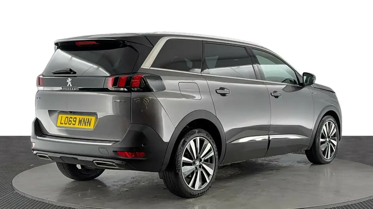2019-peugeot-5008-suv-12-puretech-gt-line-premium-eat8-big-3