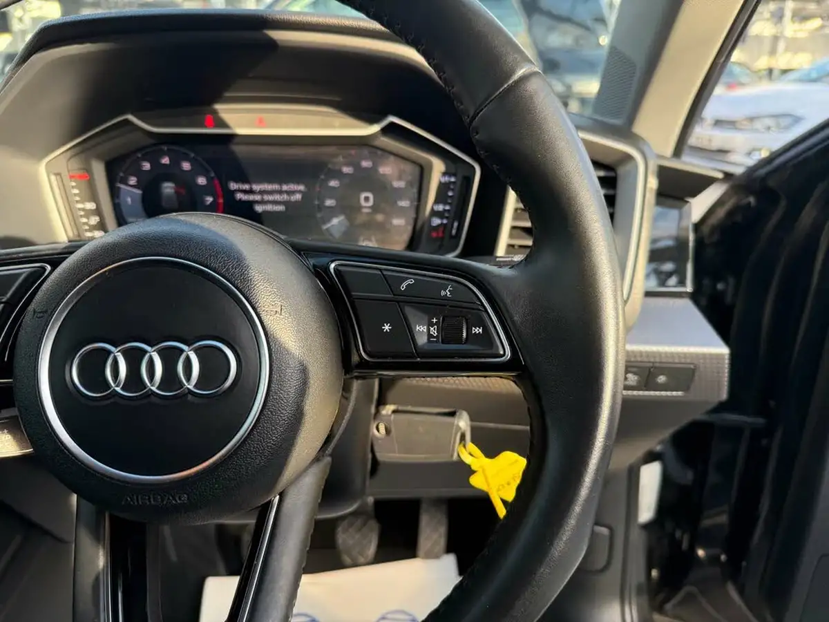 2019-audi-a1-10-30-tfsi-sport-big-23