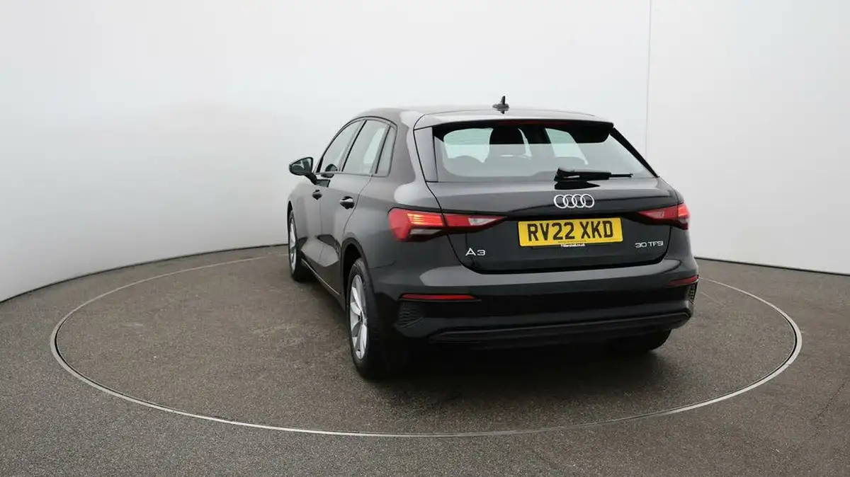 2022-audi-a3-10-30-tfsi-technik-s-tronic-big-57