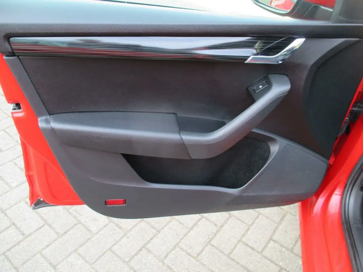 2017-skoda-octavia-14-tsi-se-l-estate-big-44