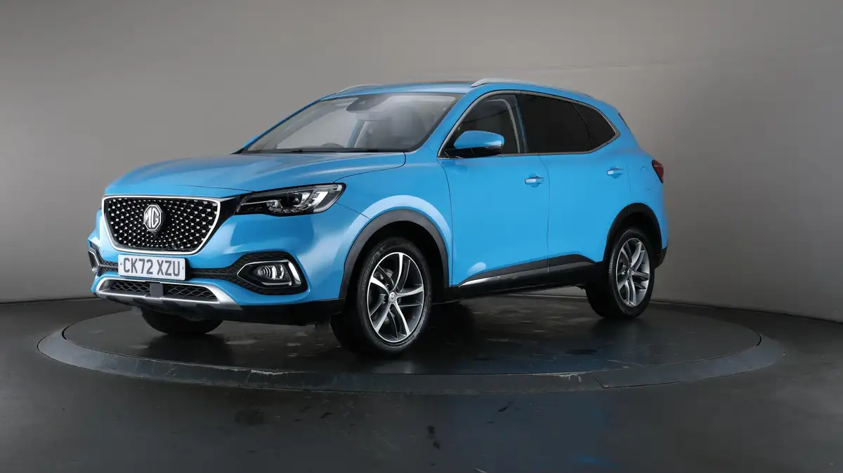 2022-mg-hs-15t-gdi-exclusive-162ps-big-42