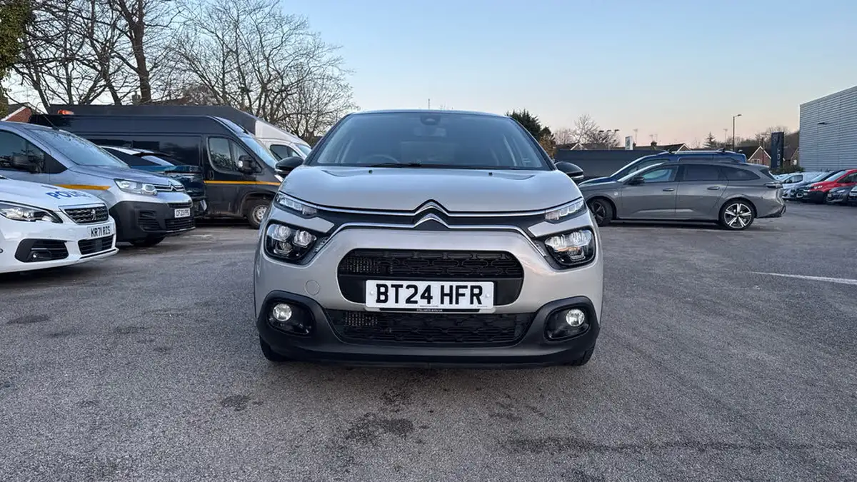 2024-citroen-c3-12-puretech-plus-110ps-eat6-big-7