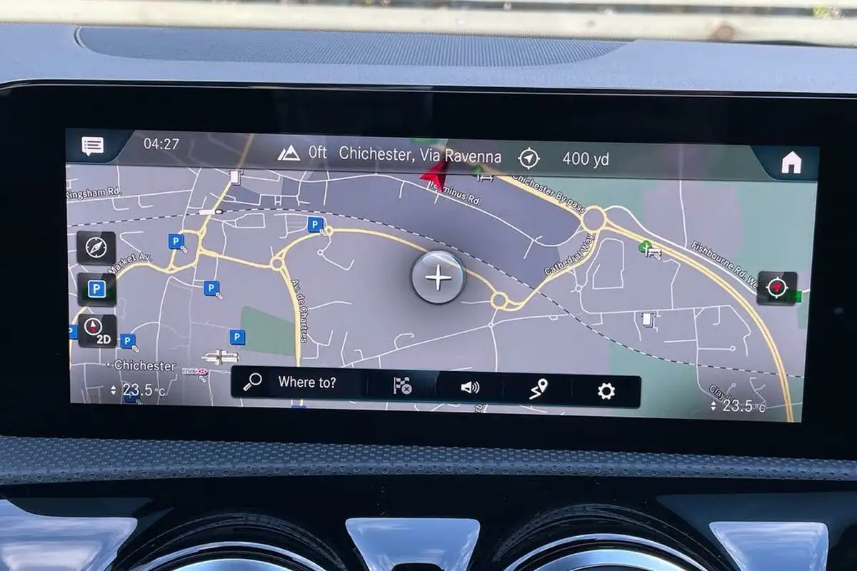 2020-mercedes-benz-a-class-20-a250-amg-line-premium-plus-hatchback-5d-big-4