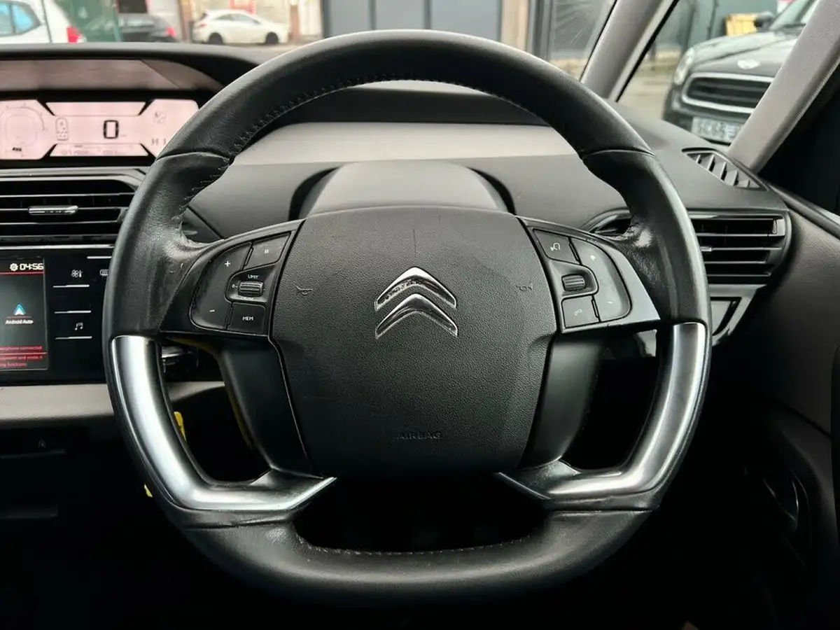 2017-citroen-grand-c4-picasso-16bluehdi-touch-edition-120ps-big-7