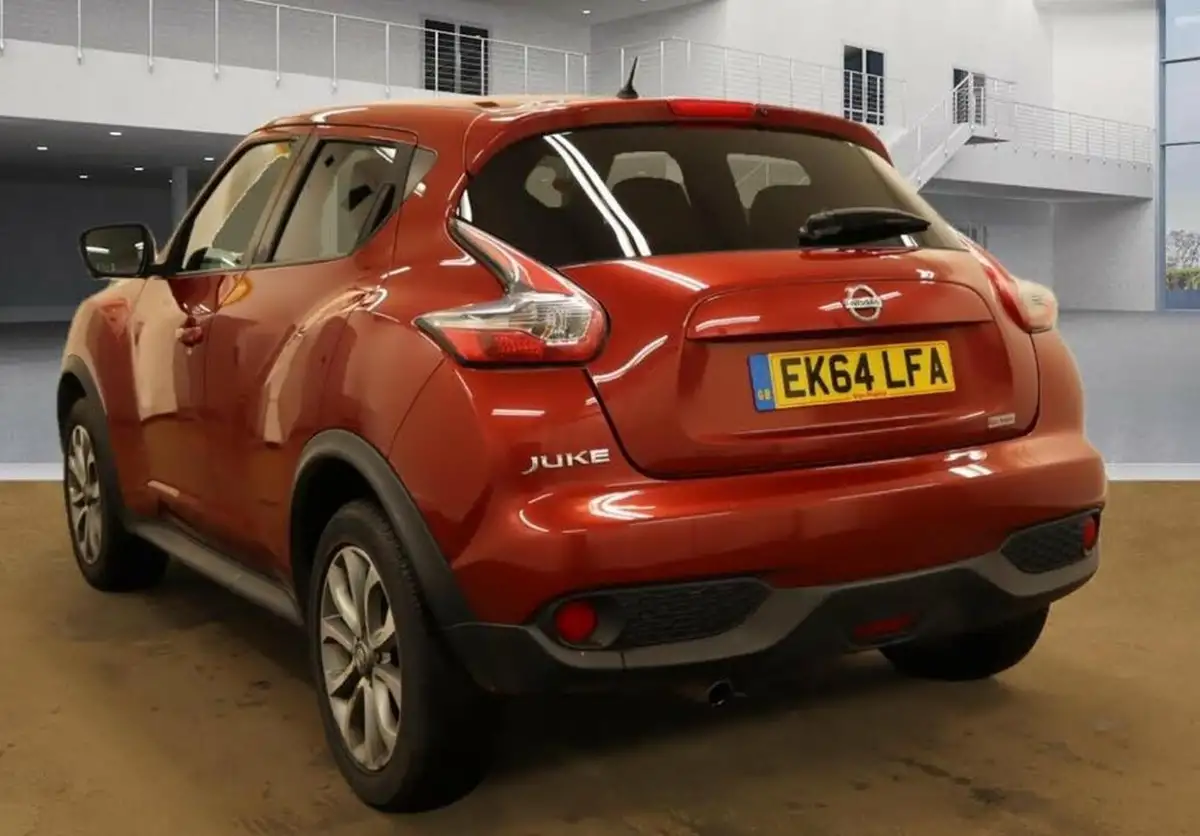 2014-nissan-juke-16-tekna-117ps-1598cc-xtronic-cvt-big-3