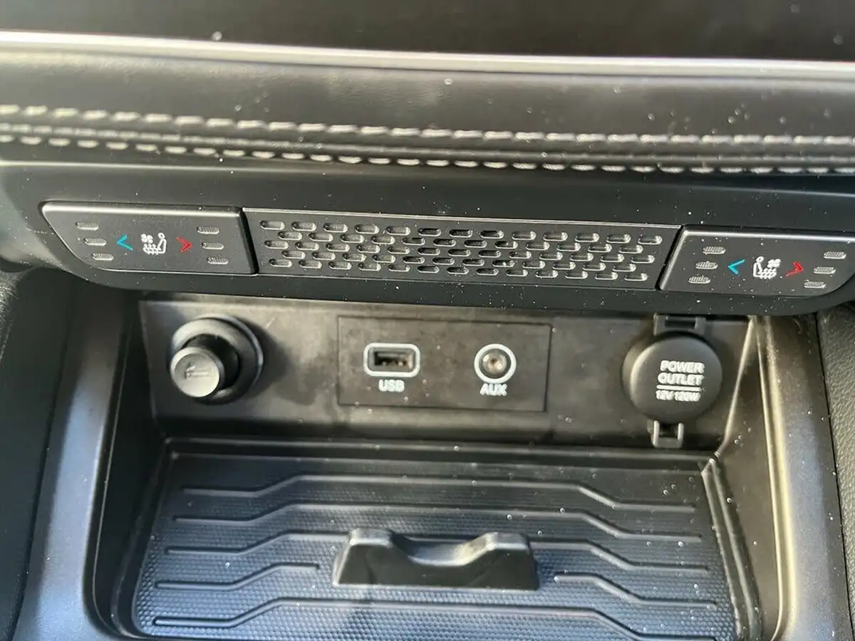 2019-kgm-ssangyong-musso-22td-rebel-big-20