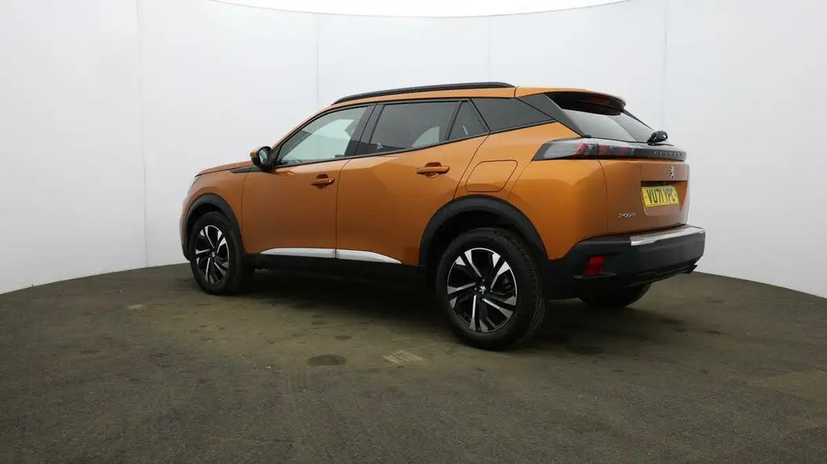 2021-peugeot-2008-suv-12-puretech-allure-premium-100bhp-big-4