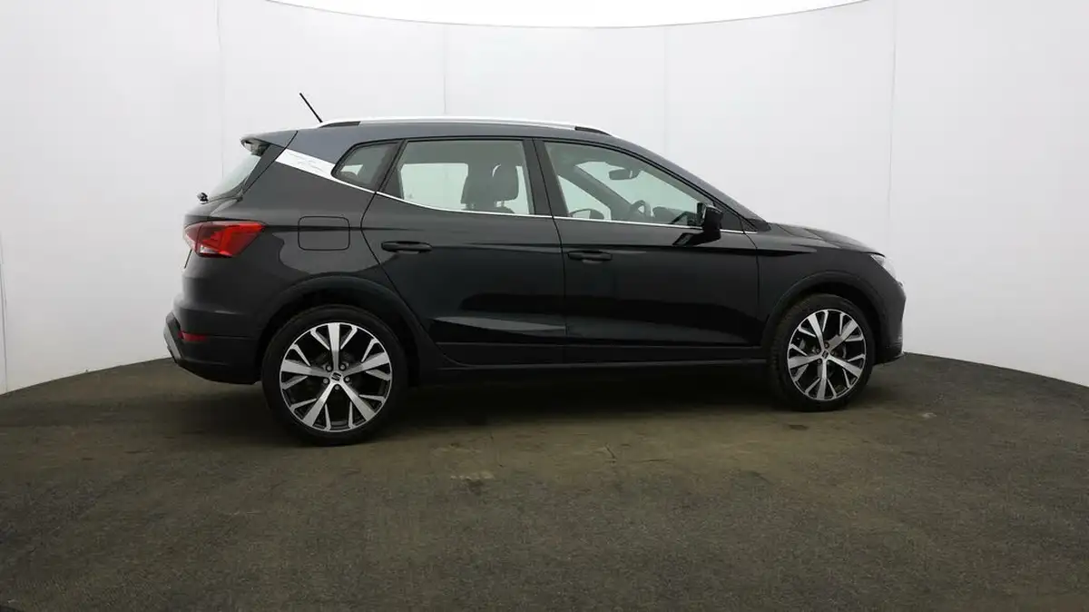 2022-seat-arona-10-tsi-xperience-lux-big-48
